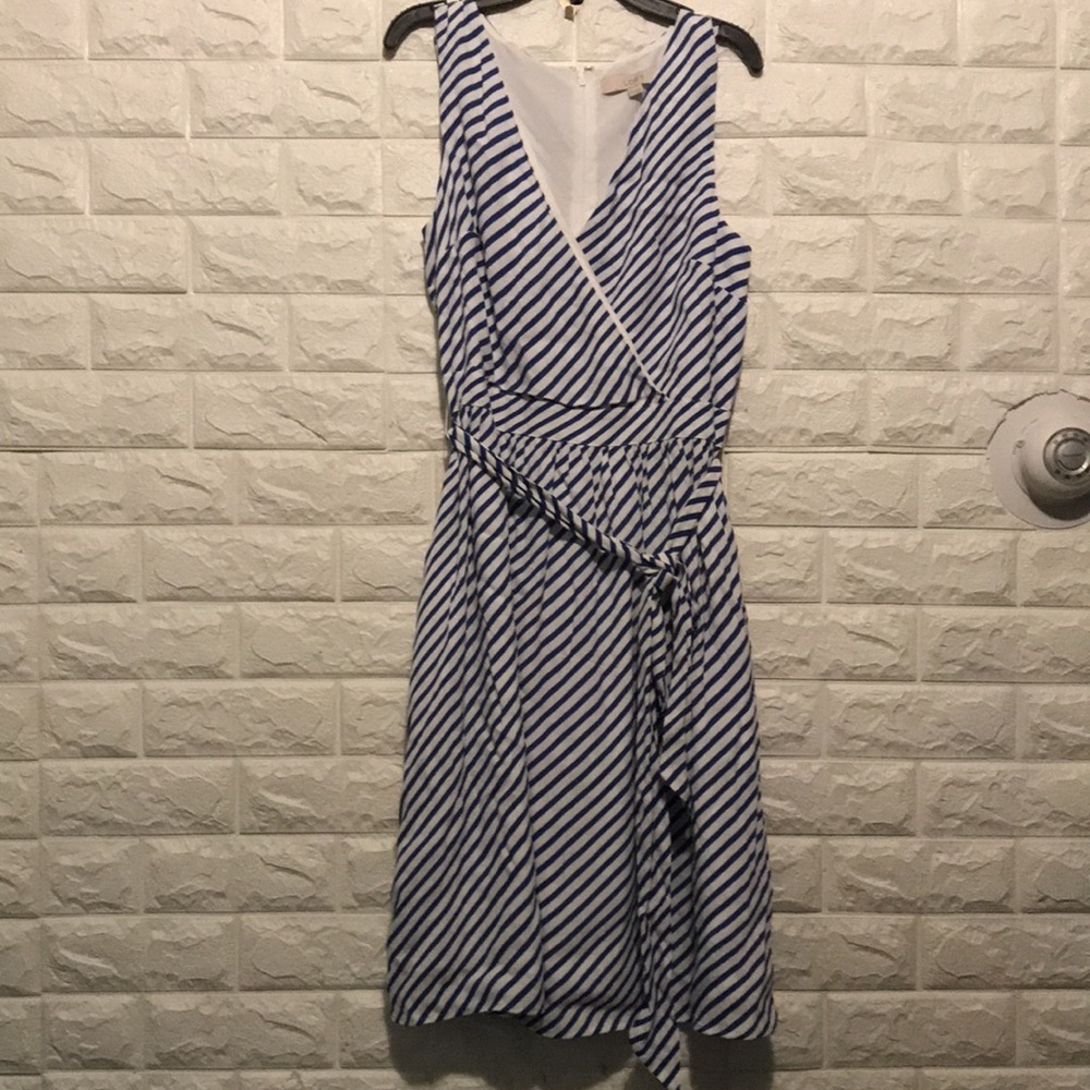 LOFT DRESS SIZE 6 - Picture 5 of 8